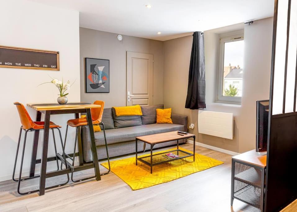 Easyhome L'Industriel ダンケルク エクステリア 写真